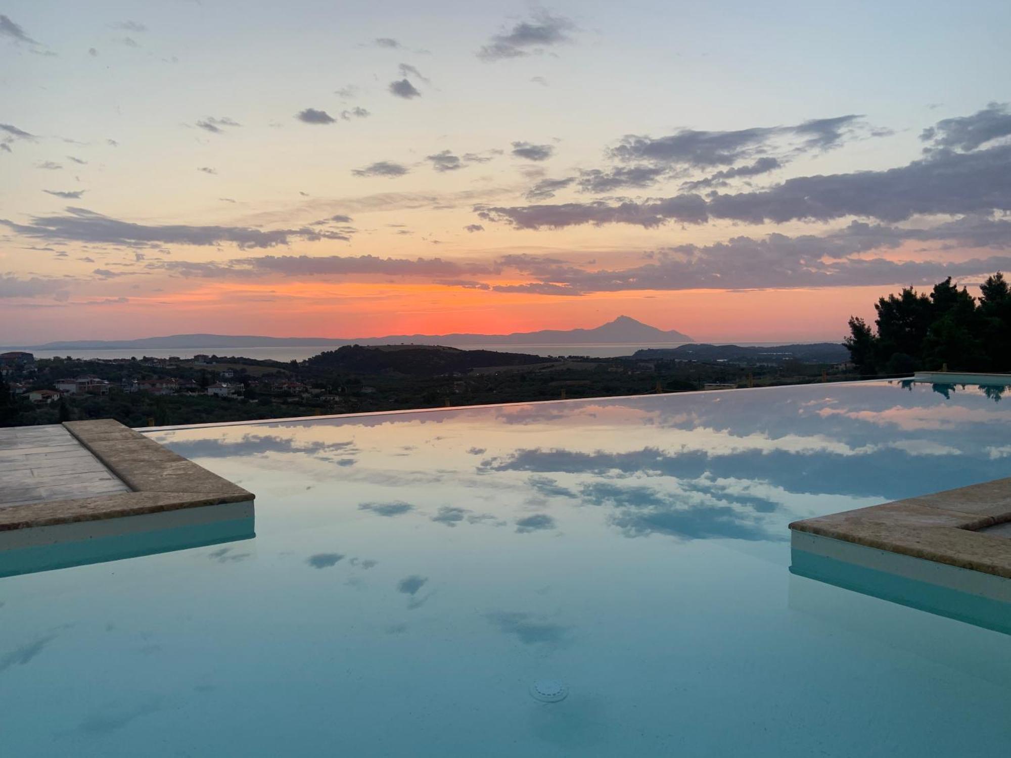 St Nikola Panoramic Suites Halkidiki Ájosz Nikólaosz Kültér fotó
